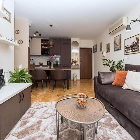 Chic Apartment Zoja Near Beach With Free Parking ماكارسكا المظهر الخارجي الصورة