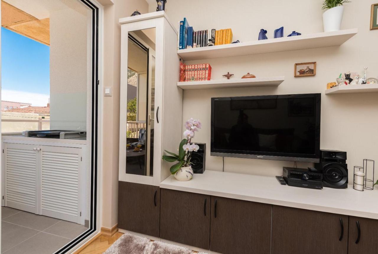 Chic Apartment Zoja Near Beach With Free Parking ماكارسكا المظهر الخارجي الصورة